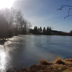 Fermette Typique Auvergnate Dans Son écrin D'eau Et De Verdure Saint-Donat